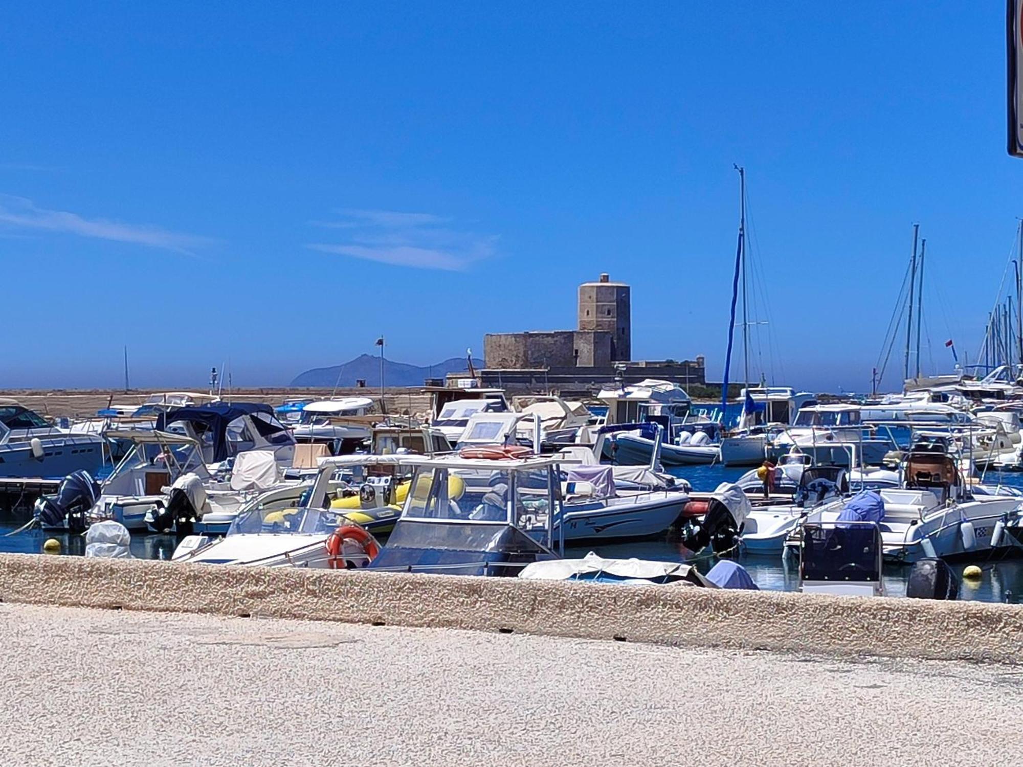 Alla Marina Da Pina Trapani Buitenkant foto